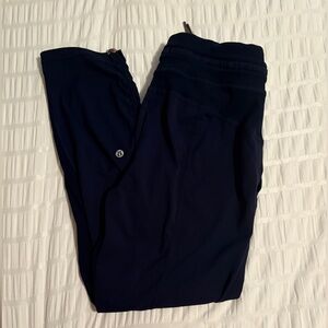 Lululemon Dance Studio Mid-Rise Cropped Pant in True Navy